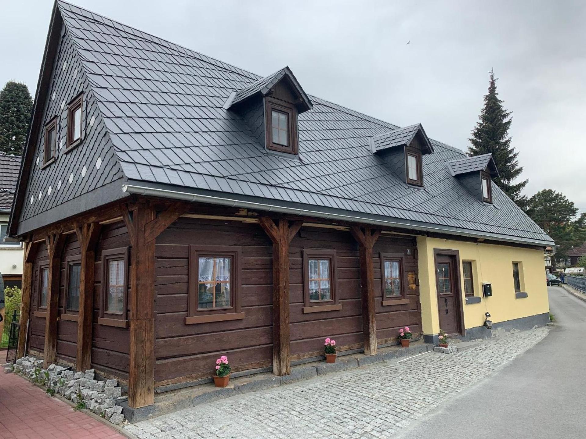 Ferienhaus In Grossschoenau Mit Grosser Terrasse Villa Luaran gambar